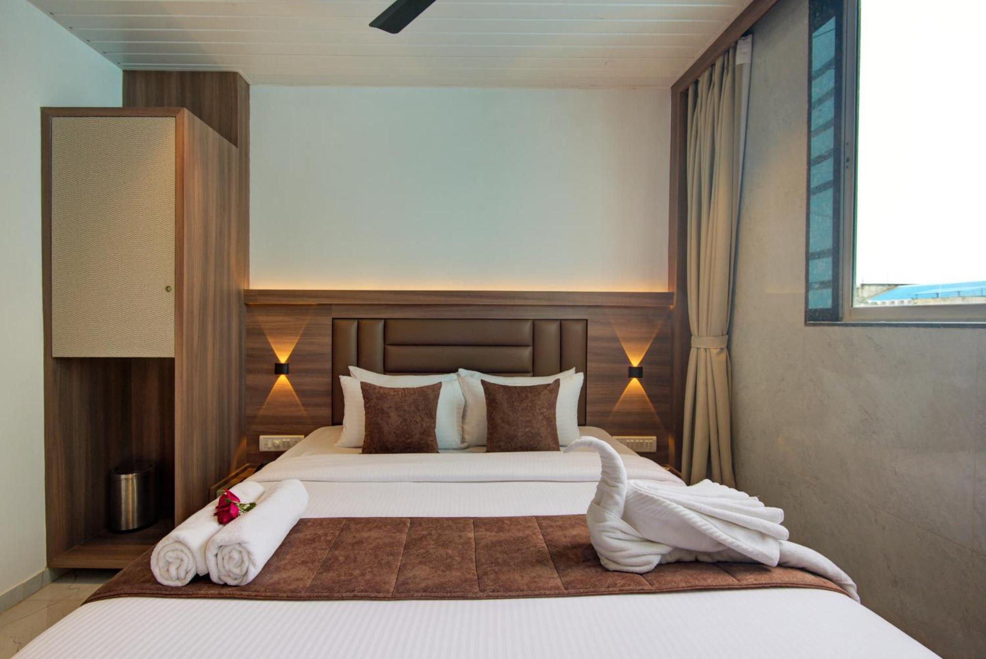 Hotel Galaxy Inn Νάβι Μουμπάι Εξωτερικό φωτογραφία