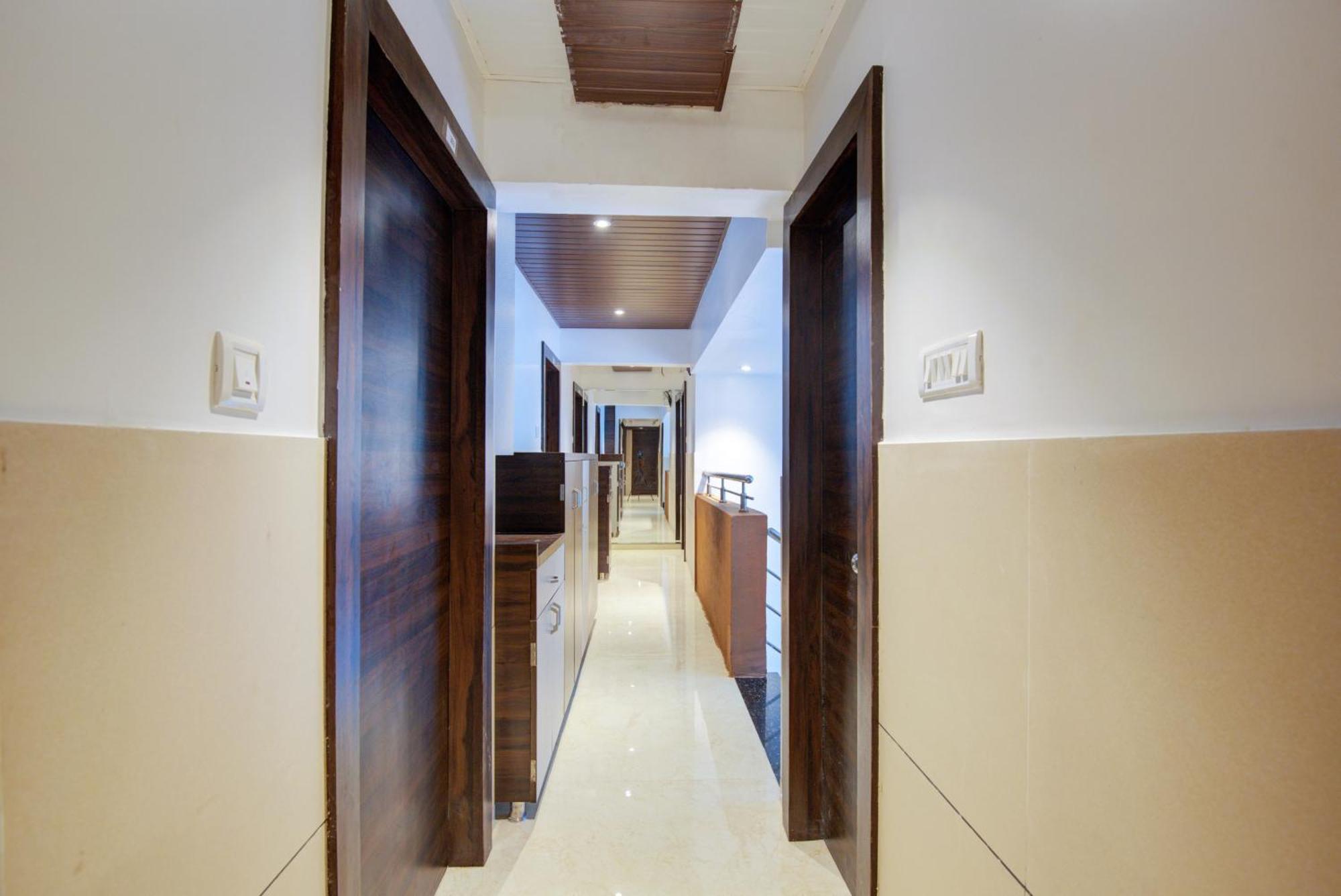 Hotel Galaxy Inn Νάβι Μουμπάι Εξωτερικό φωτογραφία