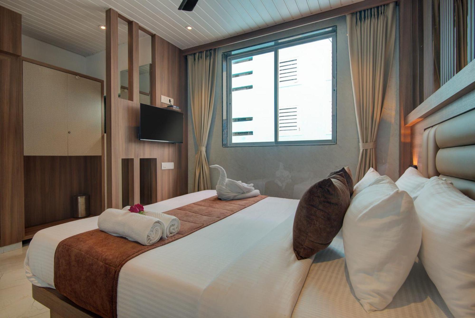 Hotel Galaxy Inn Νάβι Μουμπάι Εξωτερικό φωτογραφία