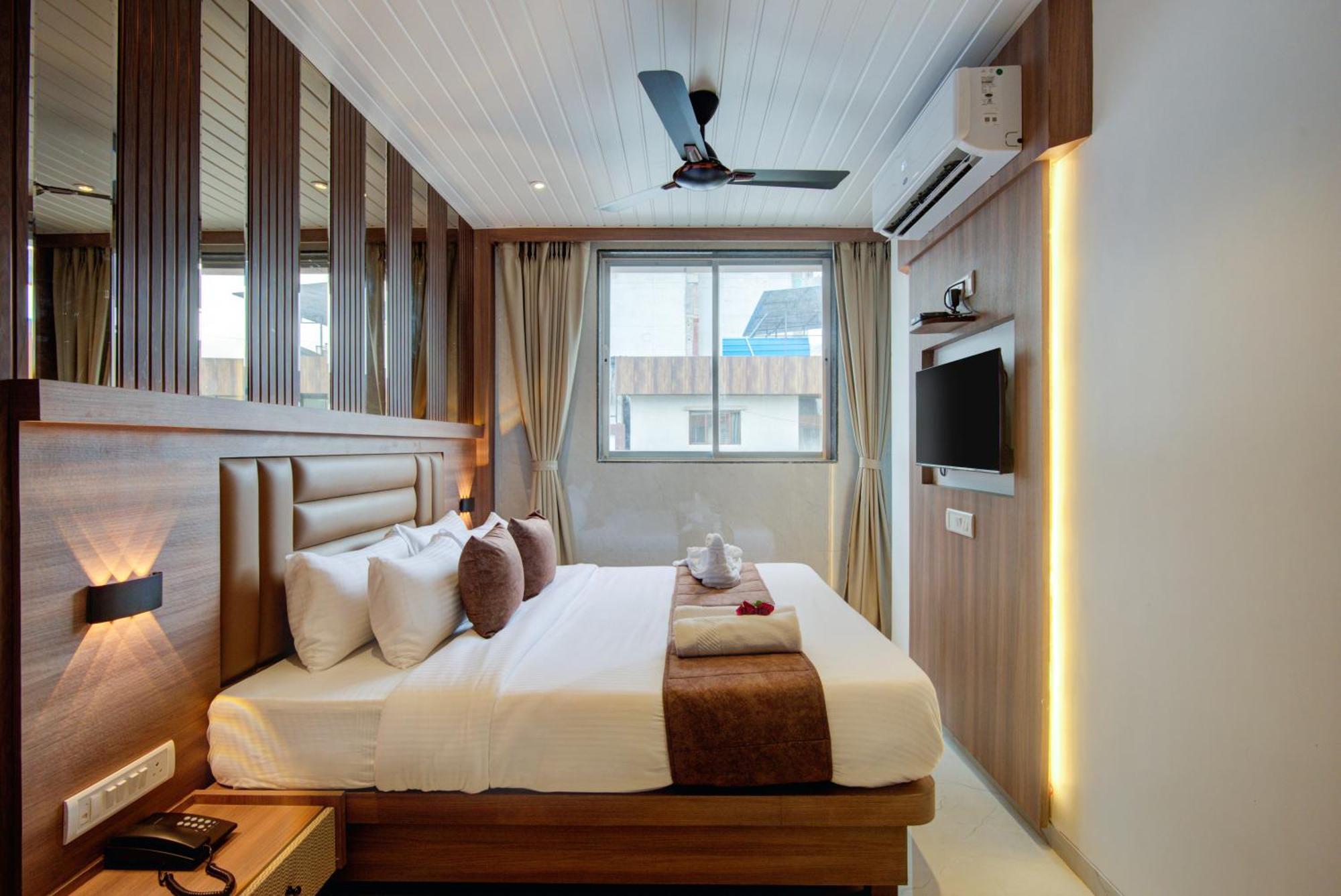 Hotel Galaxy Inn Νάβι Μουμπάι Εξωτερικό φωτογραφία