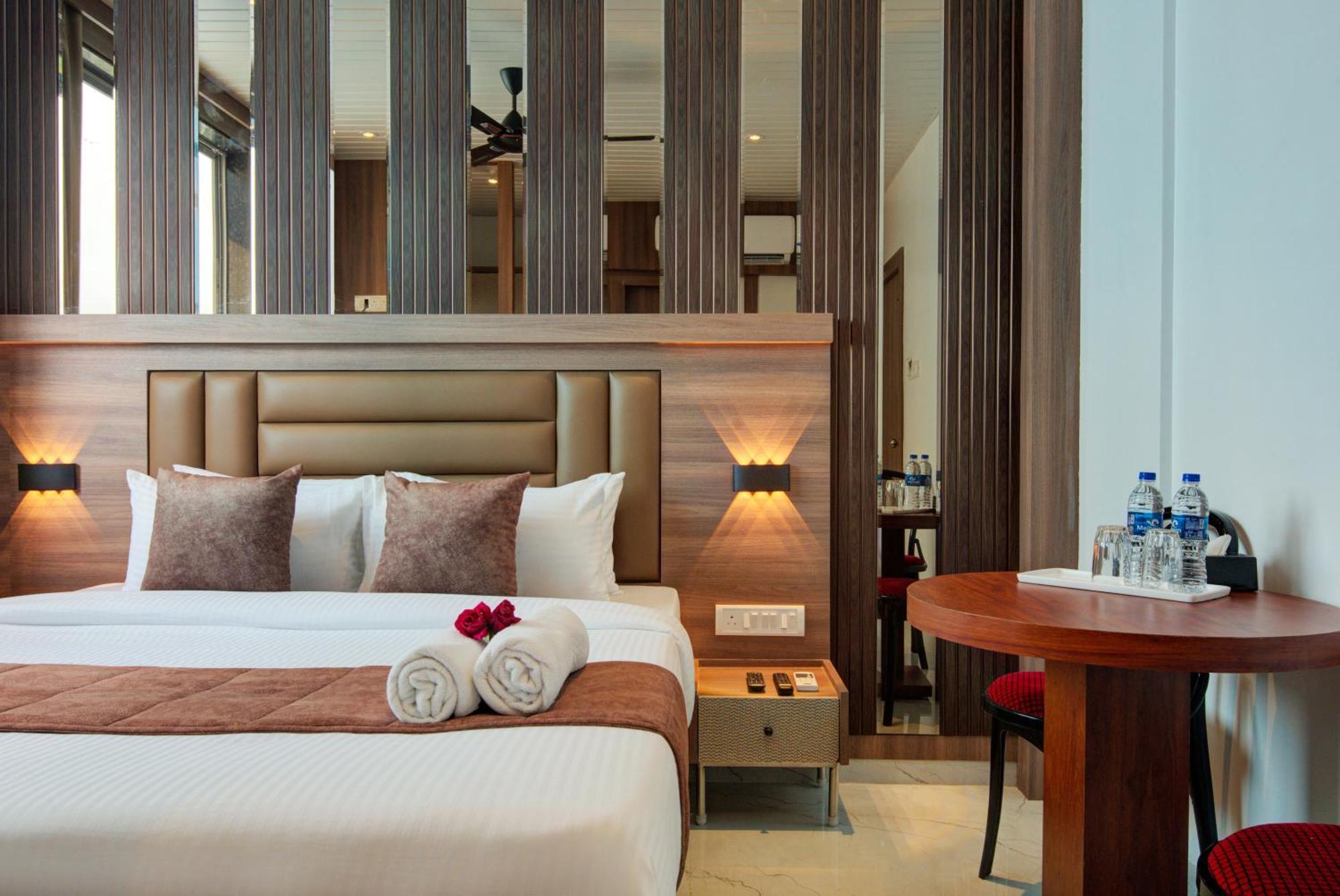 Hotel Galaxy Inn Νάβι Μουμπάι Εξωτερικό φωτογραφία