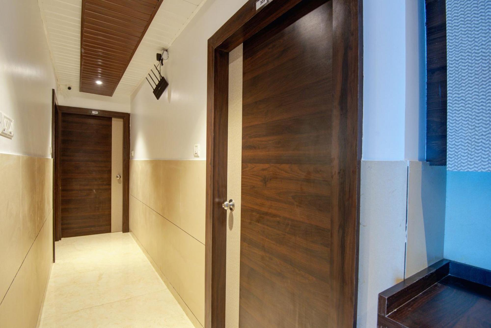 Hotel Galaxy Inn Νάβι Μουμπάι Εξωτερικό φωτογραφία